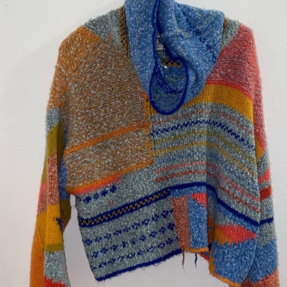 Sincerely Jules Multicolor Cowl Neck Sweater Sincerly Jules Size: S $98 Retail - Picture 2 of 4